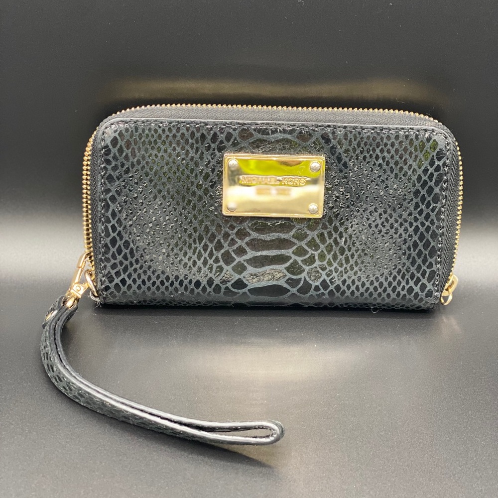 Michael Kors Snakeskin Wristlet